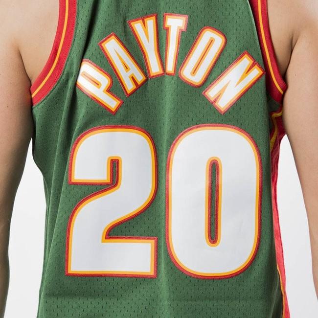 Stay Gucci Fresh in this Seattle Supersonics Mitchell & Ness Payton Jersey  and Shorts in the sick Gucci Color-way we also have matching…