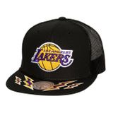 Mitchell & Ness snapback Los Angeles Lakers Recharge Trucker black